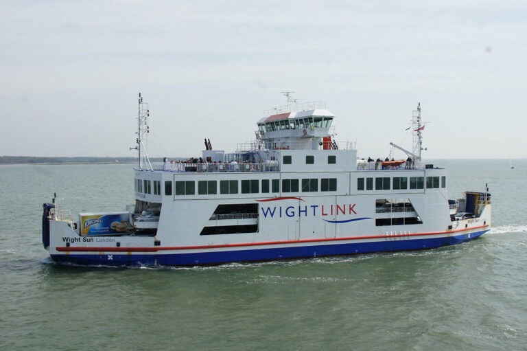 Wightlink Isle of Wight crew shortage to impact midweek service