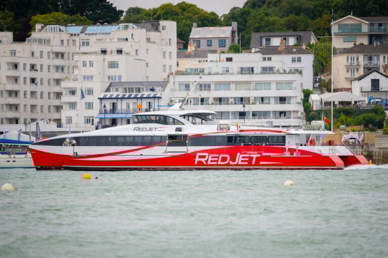 Red Jet