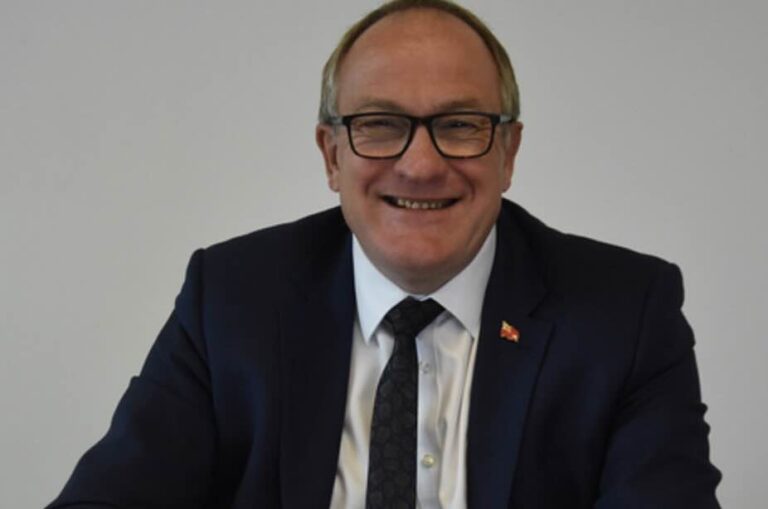 Former leader of MCA to look at ferry issues