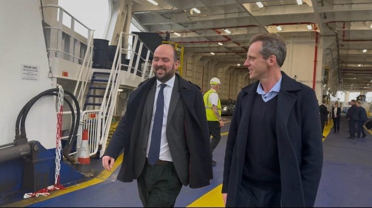 JoeRobertson-RichardHolden