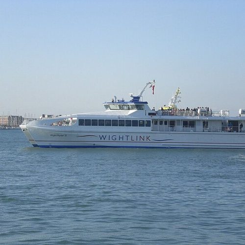 Wightlink foot passenger catamaran Wight Ryder II leaving Portsmouth, 2009 [Photo: Editor5807 - Own work]